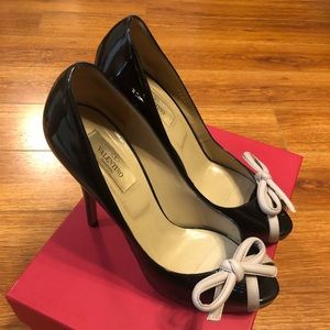Valentino Garavani Pumps